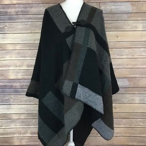 Steve Madden Poncho